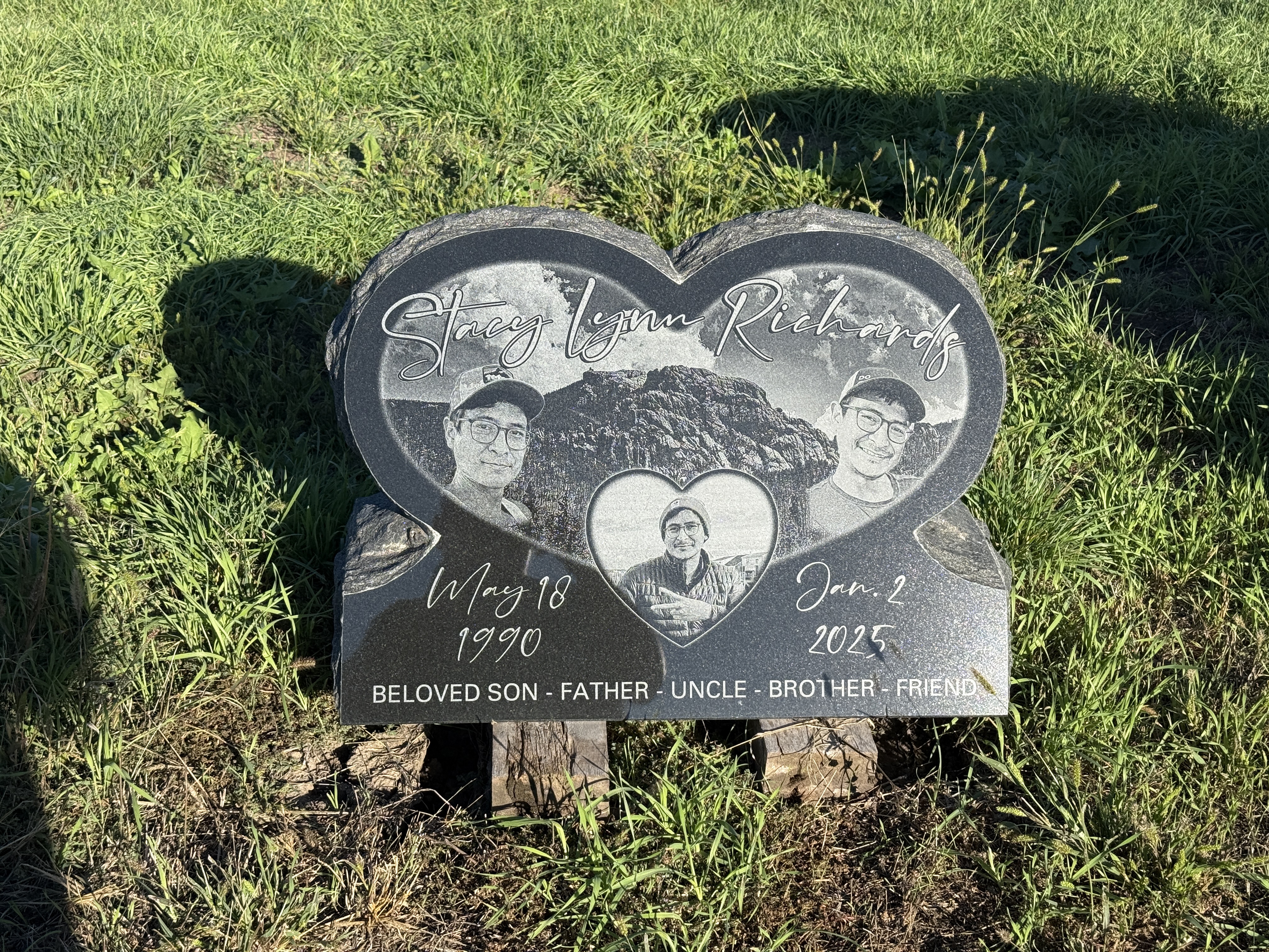 Custom granite memorial example 4